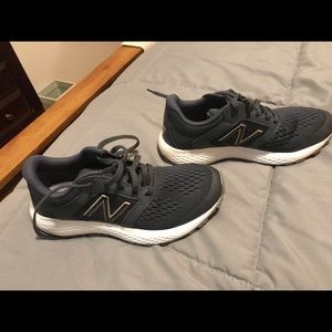 New balance shoes